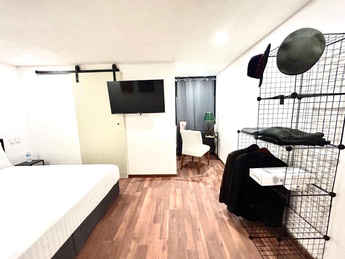 Lindas Suites Eugenio Sue Mexico City Ngoại thất bức ảnh
