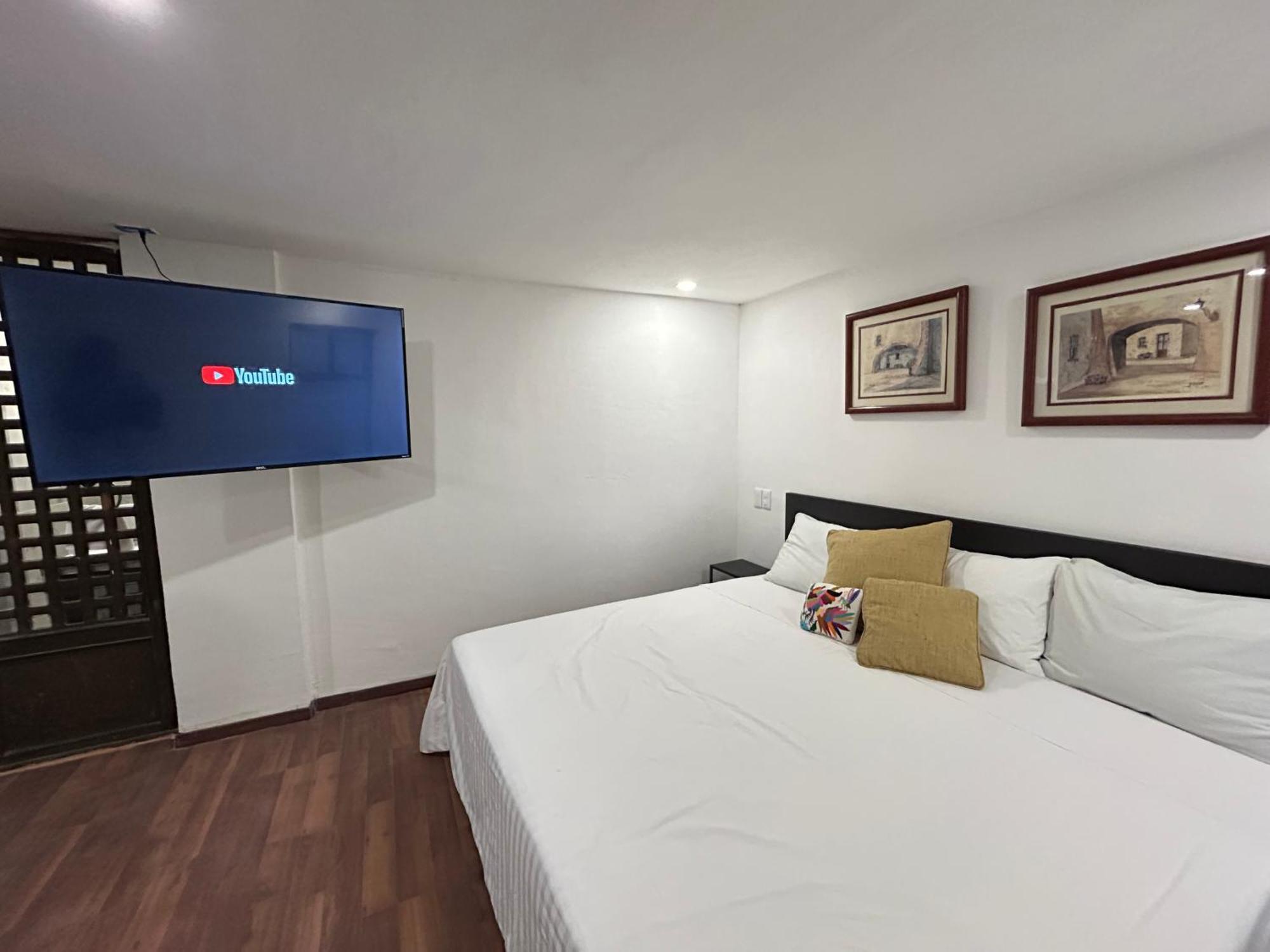 Lindas Suites Eugenio Sue Mexico City Ngoại thất bức ảnh